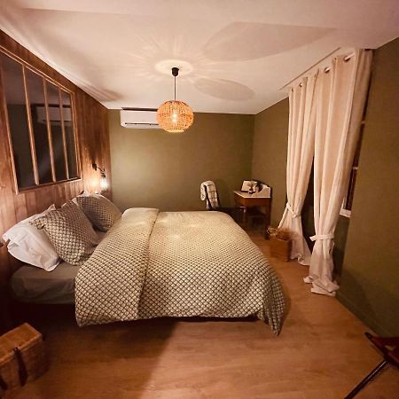 La Cabane Affranchie Moussy  Kültér fotó